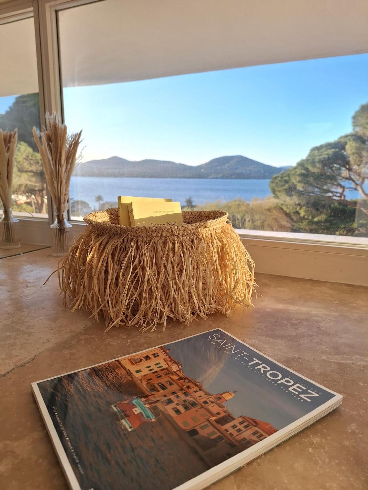Standing, Vue Golfe Avec Parking Gratuit * Saint-Tropez